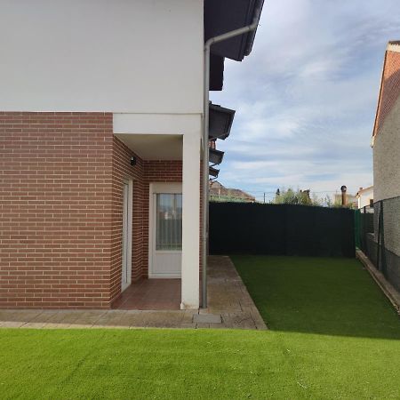 Chalet Con Amplio Jardin กาซาลาร์เรนา ภายนอก รูปภาพ